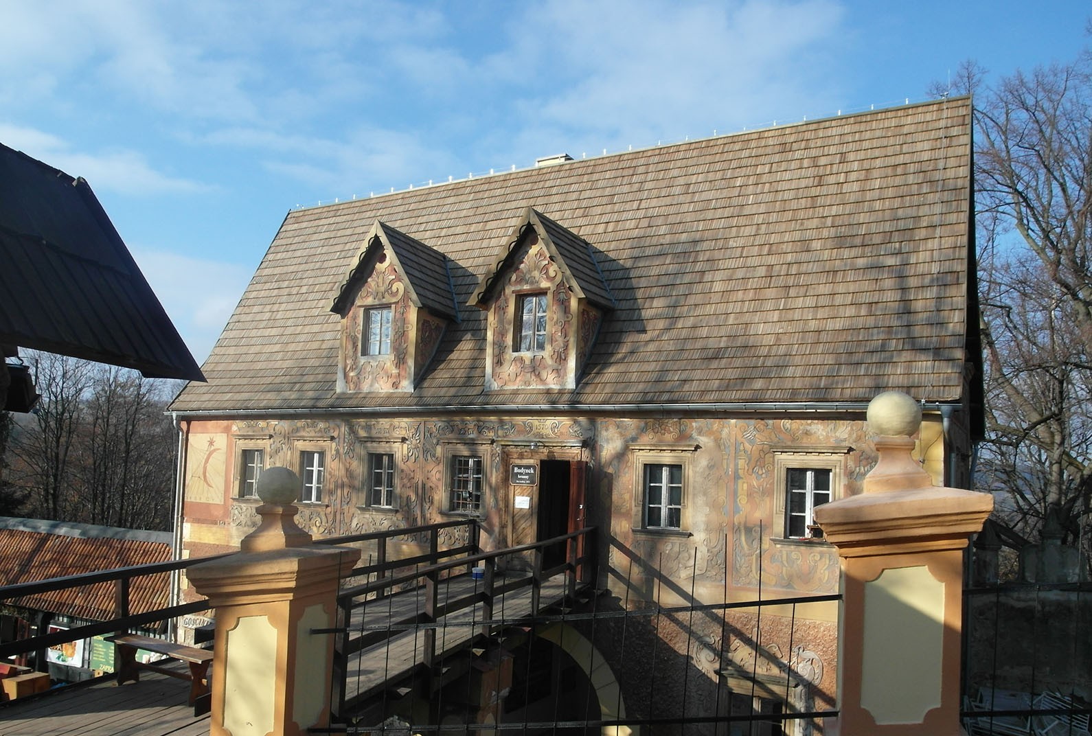 
RENOWACJA ZABYTKÓW 
Alta Sp. z o.o.
Galeria  Kontakt 
