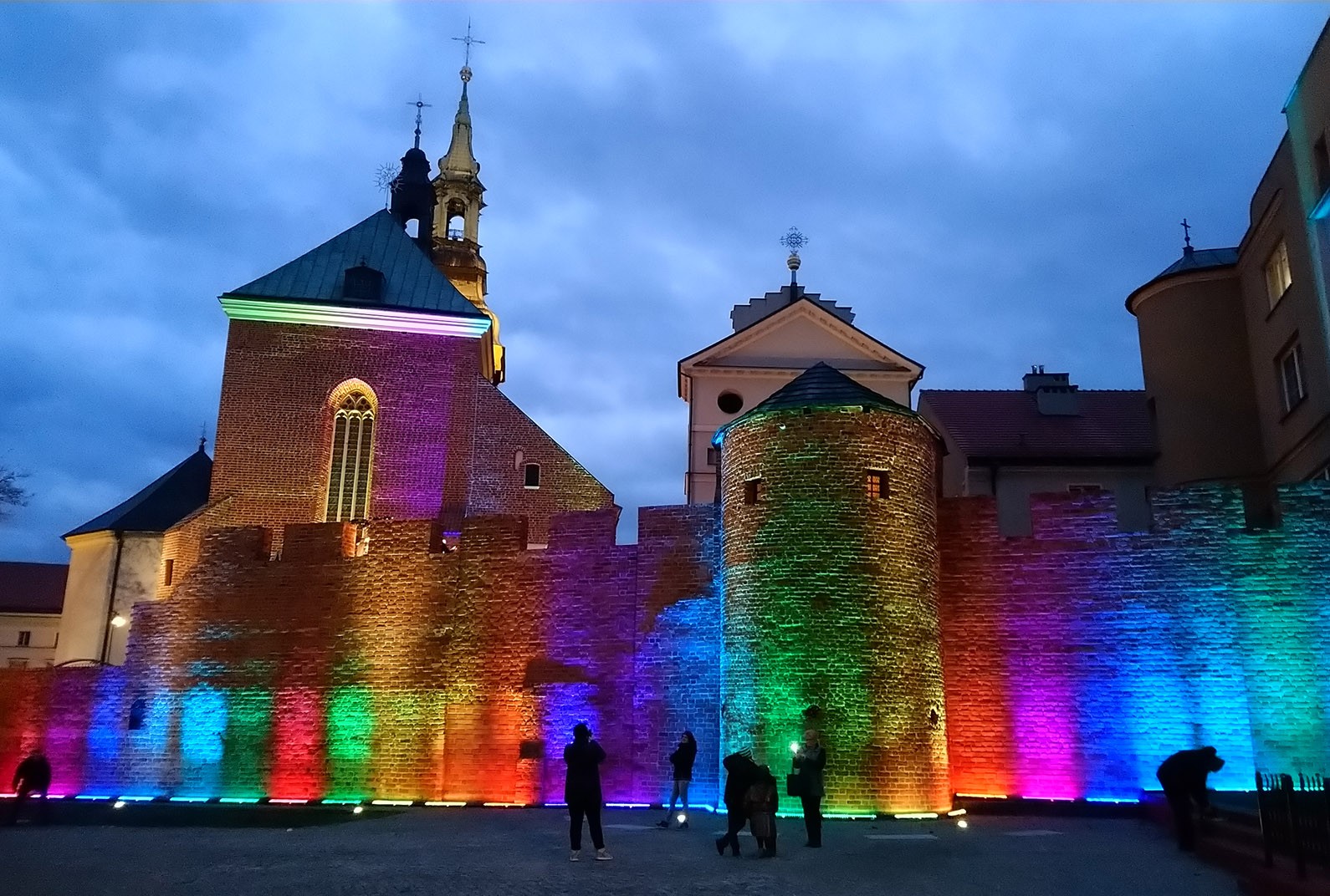 
RENOWACJA ZABYTKÓW 
Alta Sp. z o.o.
Galeria  Kontakt 
