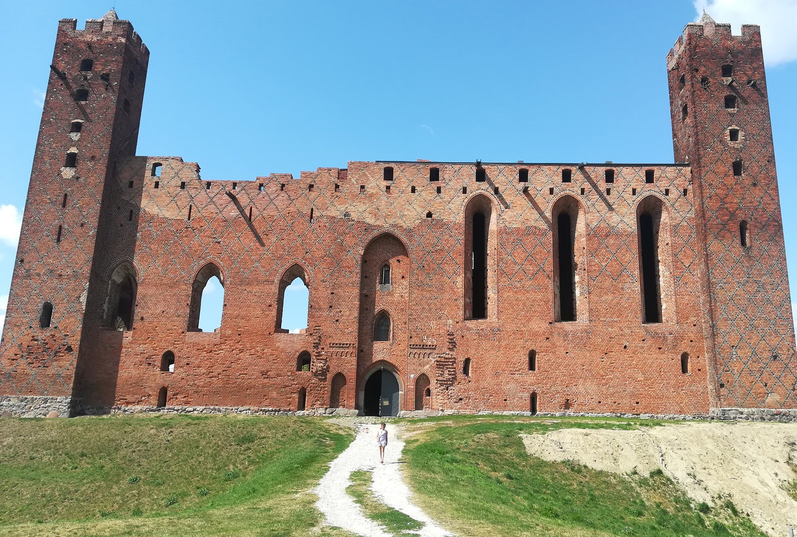 
RENOWACJA ZABYTKÓW 
Alta Sp. z o.o.
Galeria  Kontakt 
