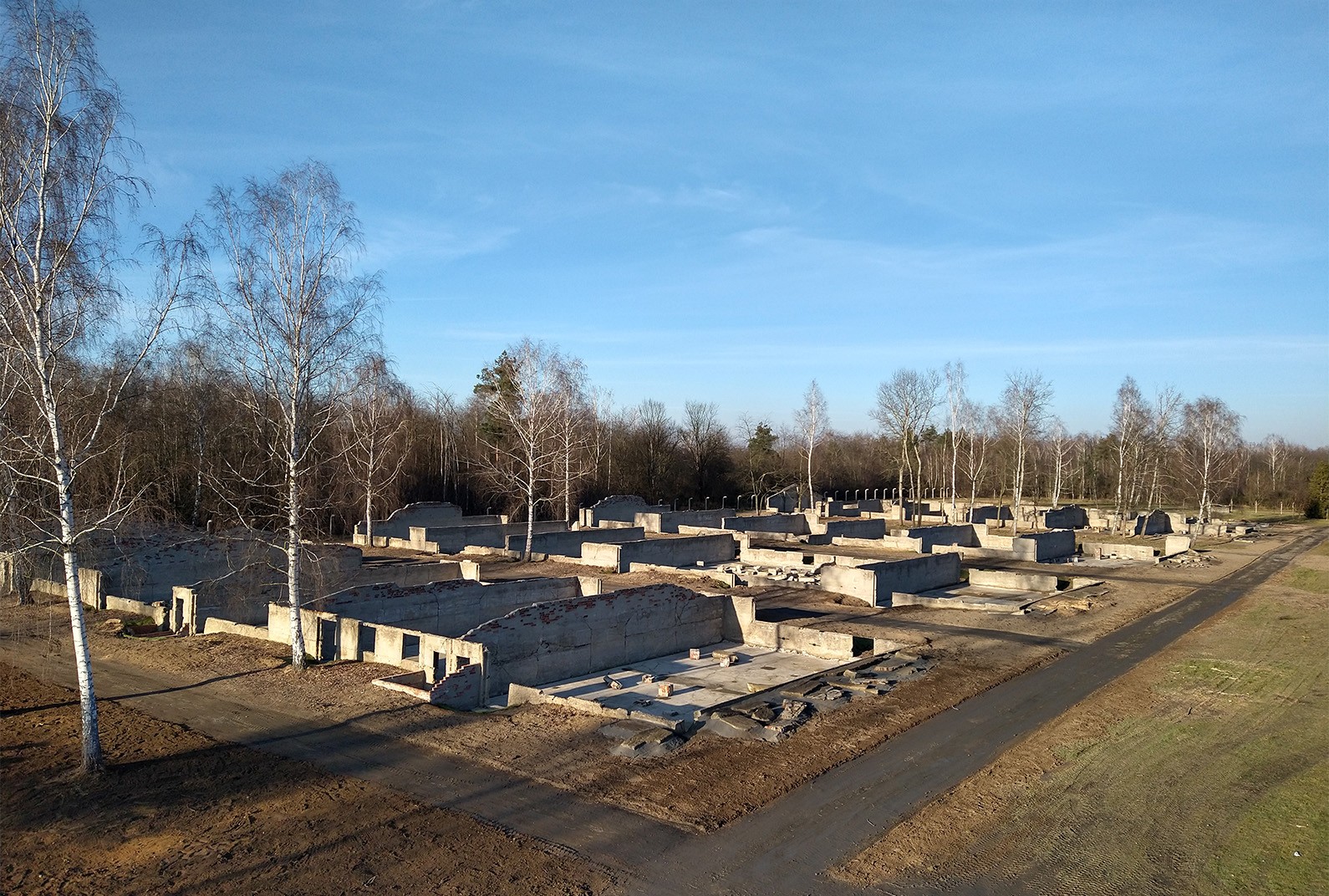 
RENOWACJA ZABYTKÓW 
Alta Sp. z o.o.
Galeria  Kontakt 
